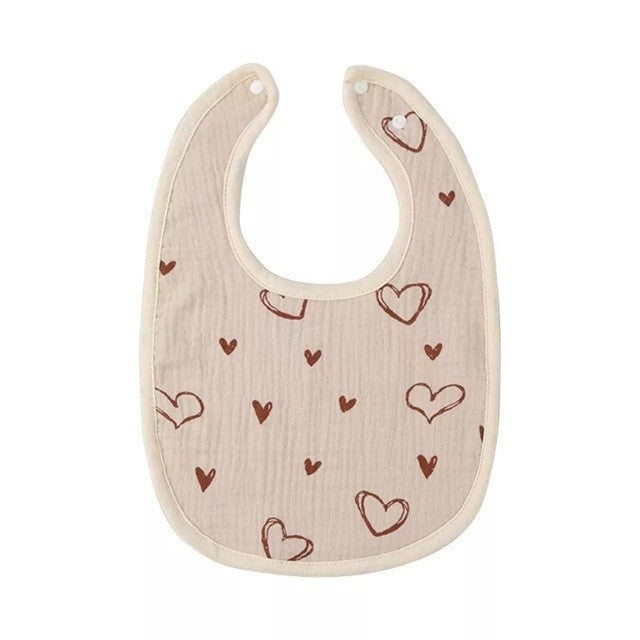 Baveta in Forma de U, Flippy, din Bumbac, pentru Copii 0-12 Luni, Rezistenta la Apa, cu Capse, Model cu Inimoare, 21x30 cm, Bej