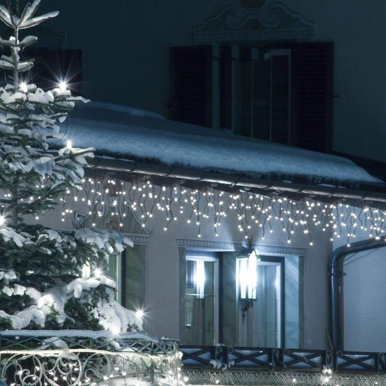 Sectiune Instalatie de Craciun, Flippy®, Tip Turturi, 5 m, 143 LED-uri, cu Flash, Fir Alb, Lumina Alb Rece, IP44, Interconectabila