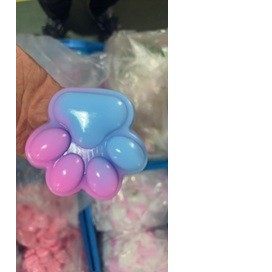 Jucarie Antistres Squishy, Flippy, cu Revenire Lenta, Labuta de Pisica Pufoasa, 8.5 x 7.5 cm, Ambalaj Transparent, Albastru Roz