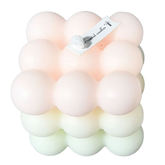 Lumanare Parfumata, Flippy, din Ceara De Soia, Model Cub, Gradient in 3 Culori Pale, 6x6x6 cm, Aroma de Piersici, Bej